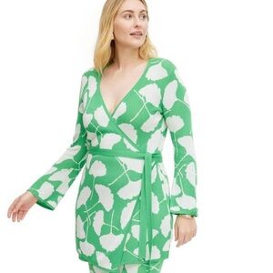 Diane Von Furstenberg for Target V-Neck Ginkgo Long-Sleeve Sweater Wrap Top